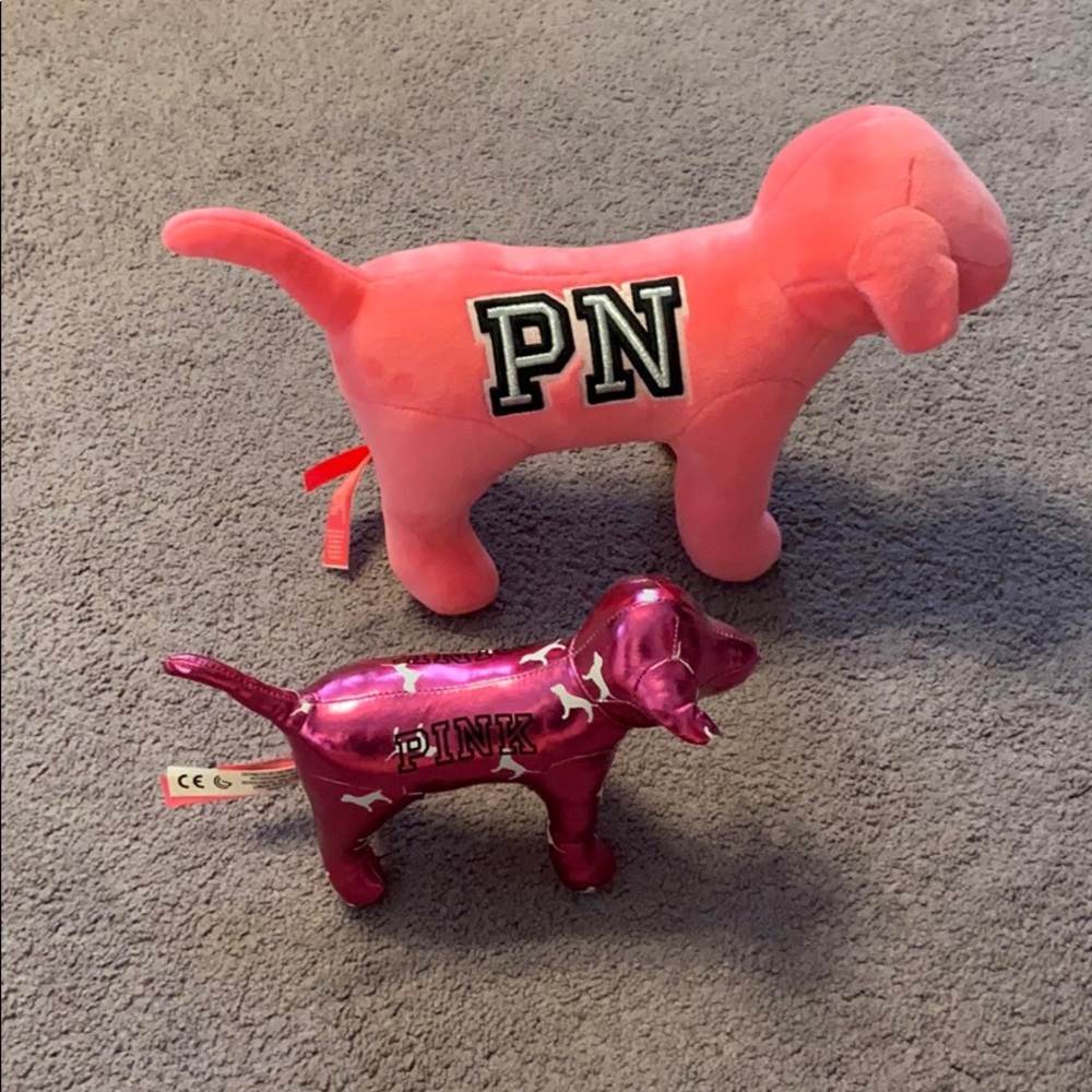 victoria’s Secret pink plushes